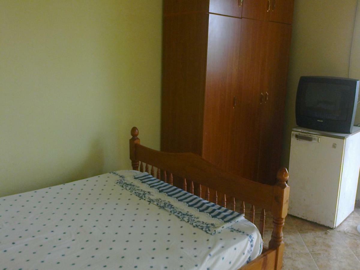 Mullaj Guest House Wlora Zewnętrze zdjęcie