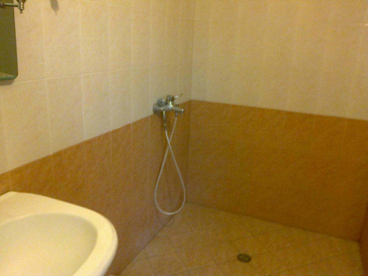 Mullaj Guest House Wlora Zewnętrze zdjęcie