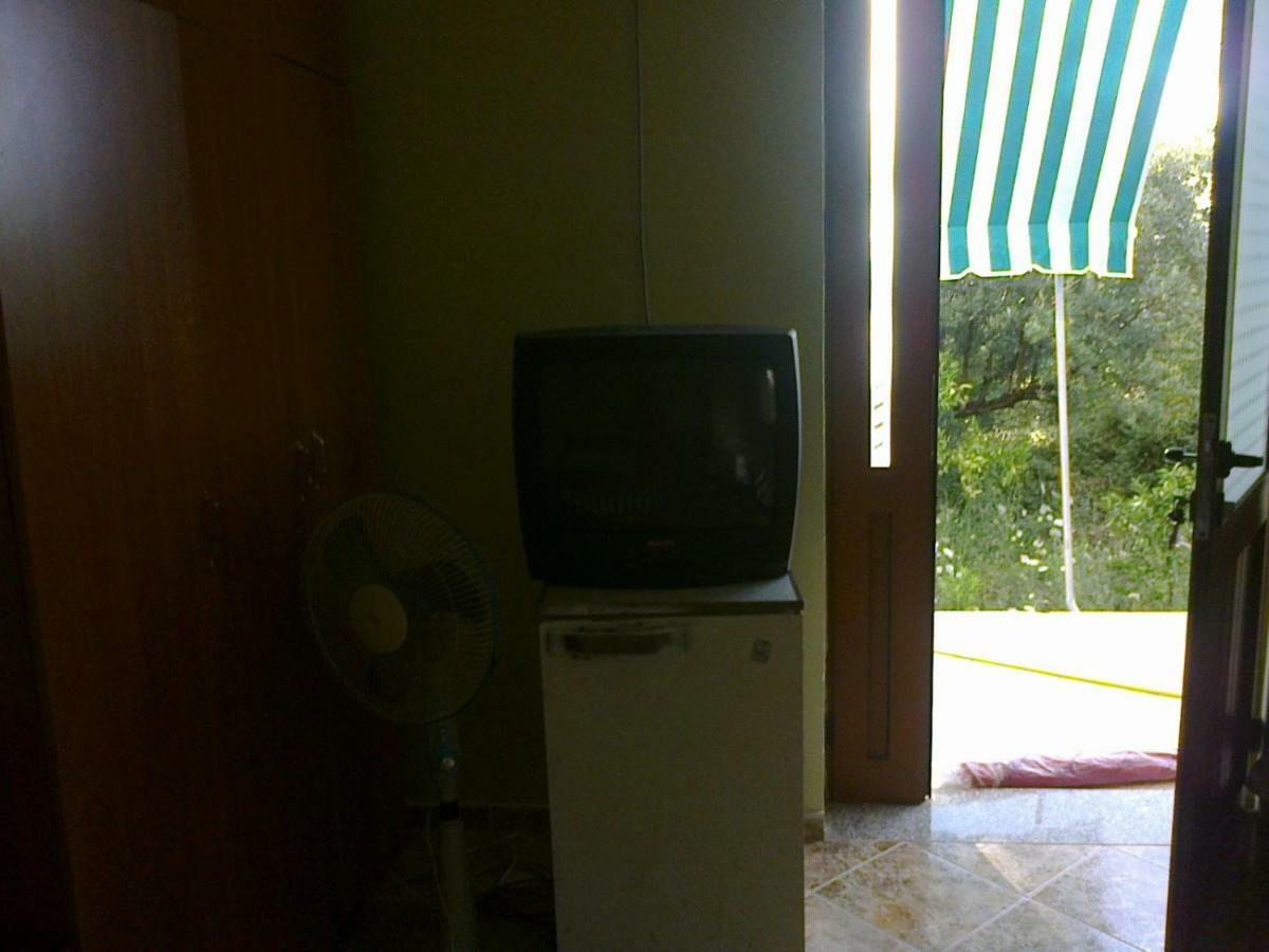 Mullaj Guest House Wlora Zewnętrze zdjęcie