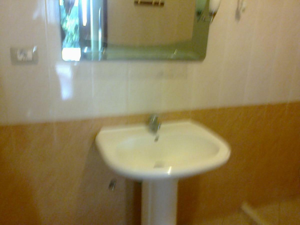 Mullaj Guest House Wlora Zewnętrze zdjęcie