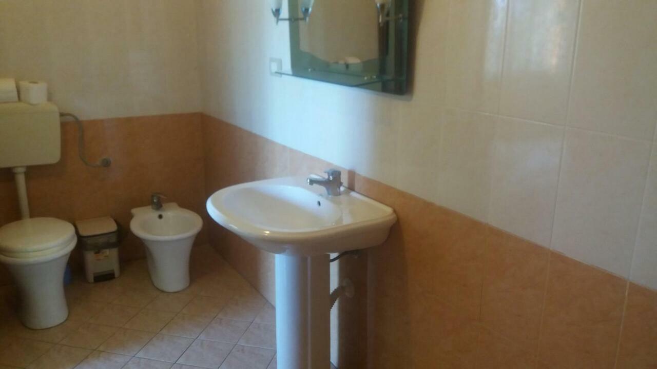Mullaj Guest House Wlora Zewnętrze zdjęcie